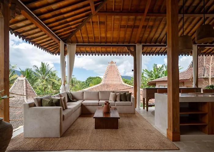 Tebola Village 4*