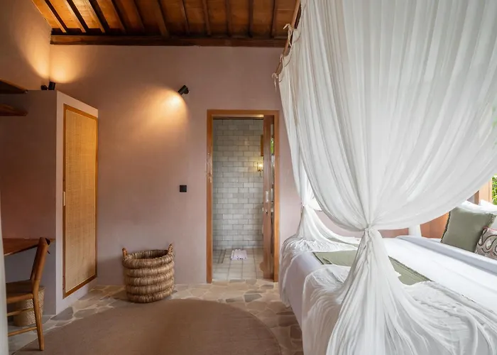 Station touristique Tebola Village 4*