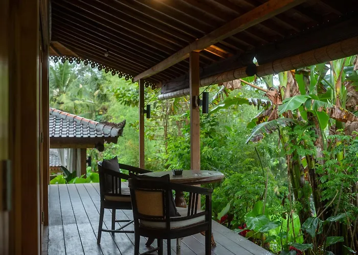 Station touristique Tebola Village 4*